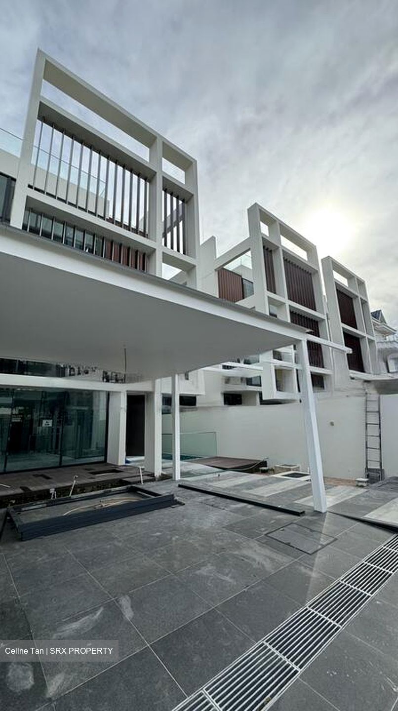 Bedok Avenue (D16), Semi-Detached #489047251